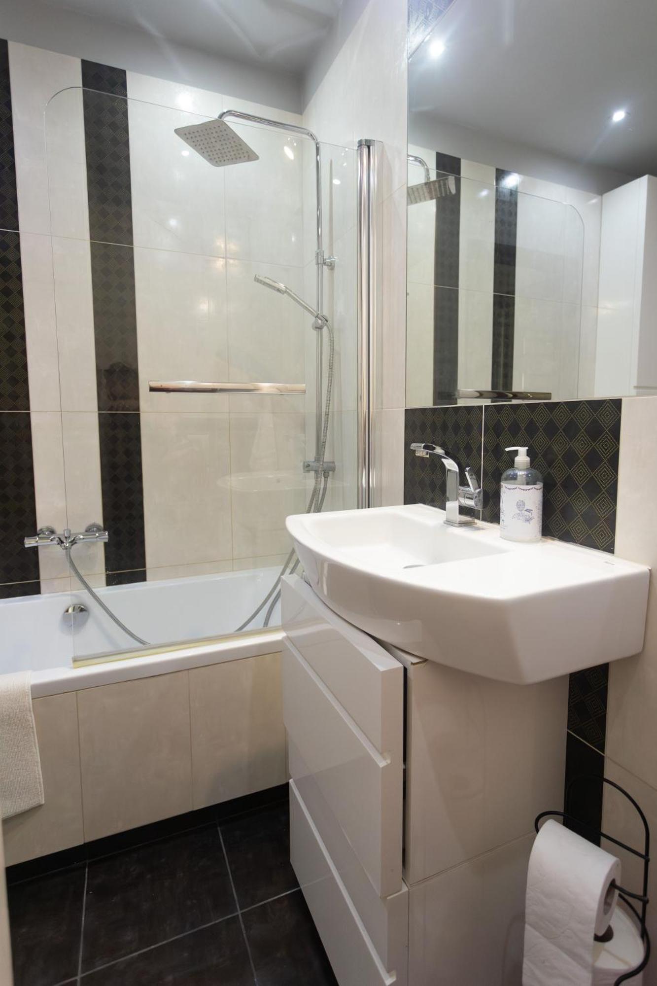 Appartamento Warsaw Apartment *
